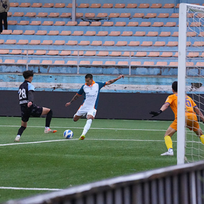 Тамир багийнхаа төлөөх анхны гоалоо оруулж буй мөч 